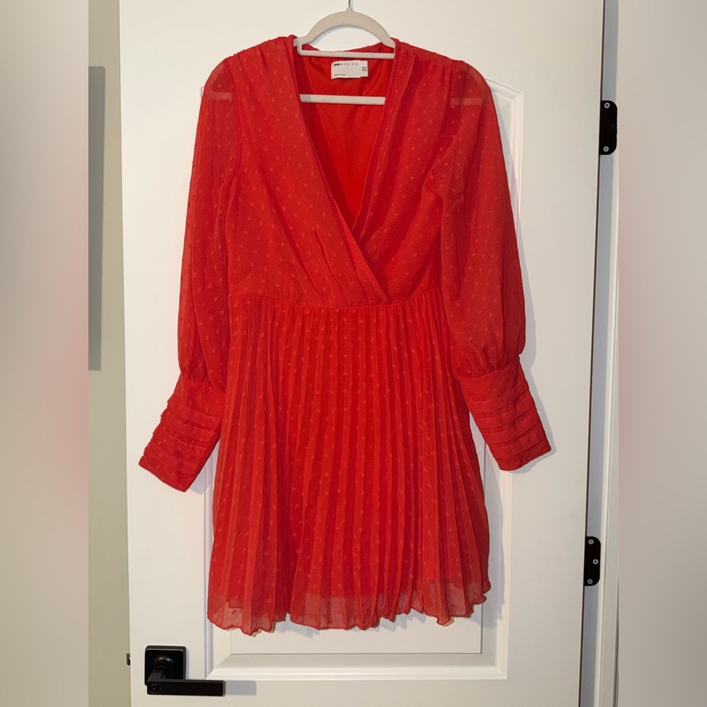 ASOS DESIGN Red Swiss Dot Pleated Mini Dress | US 8 | Wrap V Neck - Picture 4 of 7